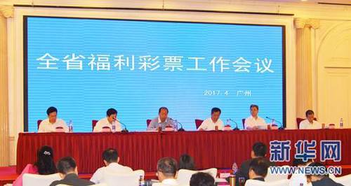 与此同时，观众购票行为滞后，观影选择趋于谨慎理性。